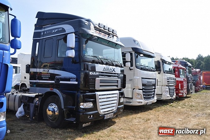 Zdjęcie w galerii na portalu naszraciborz.pl: Mimo pogody w kratkę kilkadziesiąt tysięcy fanów na zlocie Master Truck 2015 wiadomości z regionu