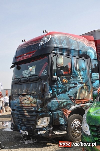 Zdjęcie w galerii na portalu naszraciborz.pl: Mimo pogody w kratkę kilkadziesiąt tysięcy fanów na zlocie Master Truck 2015 wiadomości z regionu