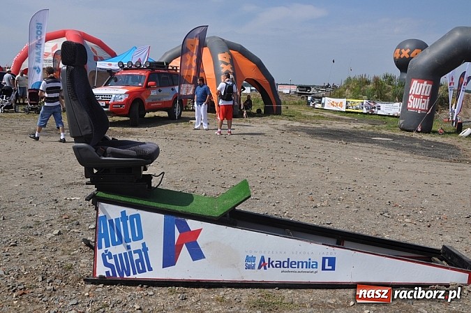 Zdjęcie w galerii na portalu naszraciborz.pl: Mimo pogody w kratkę kilkadziesiąt tysięcy fanów na zlocie Master Truck 2015 wiadomości z regionu