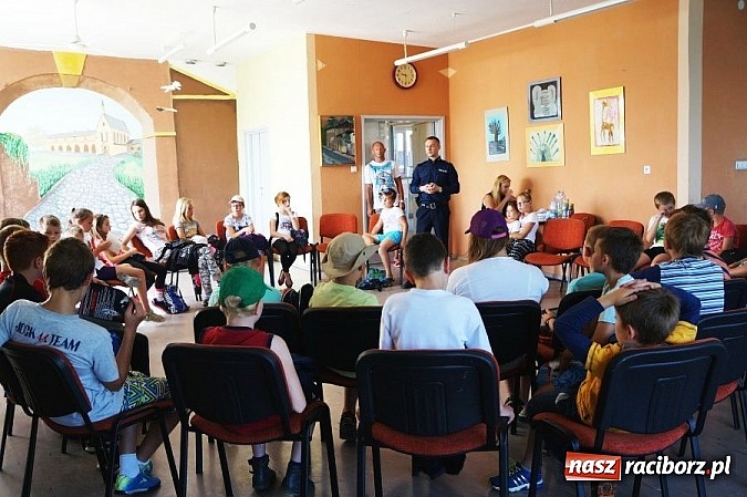 Zdjęcie w galerii na portalu naszraciborz.pl: Stop dopalaczom - kolejne spotkanie z młodzieżą wiadomości z regionu