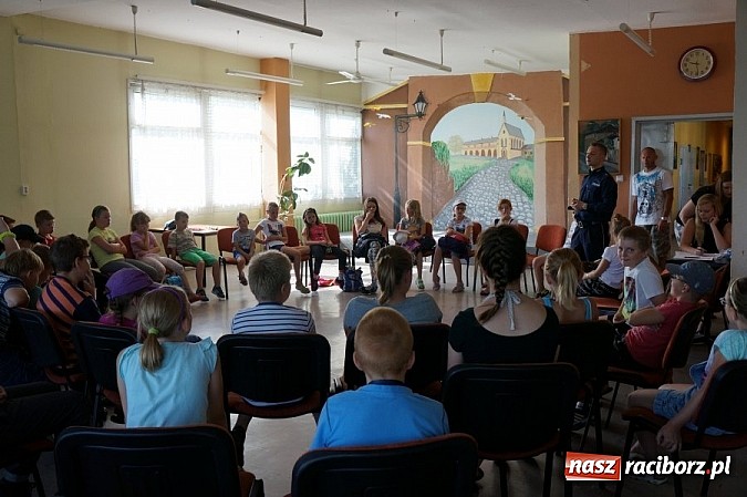 Zdjęcie w galerii na portalu naszraciborz.pl: Stop dopalaczom - kolejne spotkanie z młodzieżą wiadomości z regionu