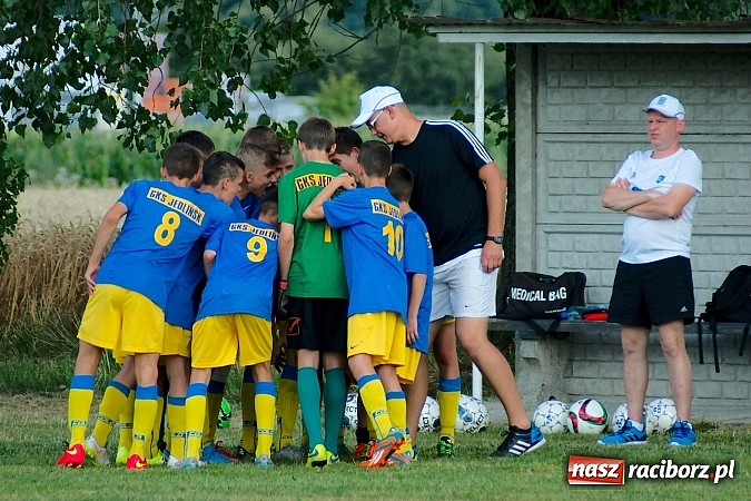 Zdjęcie w galerii na portalu naszraciborz.pl: Sparing: Drogowiec Jedlińsk zwyciężył młodzież Tworkowa wiadomości z regionu