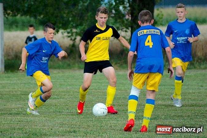 Zdjęcie w galerii na portalu naszraciborz.pl: Sparing: Drogowiec Jedlińsk zwyciężył młodzież Tworkowa wiadomości z regionu