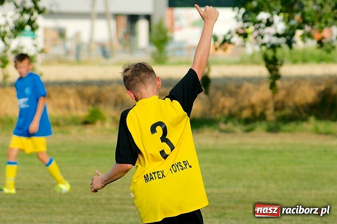 Zdjęcie w galerii na portalu naszraciborz.pl: Sparing: Drogowiec Jedlińsk zwyciężył młodzież Tworkowa wiadomości z regionu