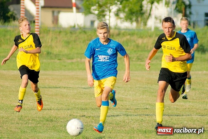 Zdjęcie w galerii na portalu naszraciborz.pl: Sparing: Drogowiec Jedlińsk zwyciężył młodzież Tworkowa wiadomości z regionu