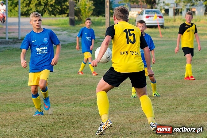 Zdjęcie w galerii na portalu naszraciborz.pl: Sparing: Drogowiec Jedlińsk zwyciężył młodzież Tworkowa wiadomości z regionu