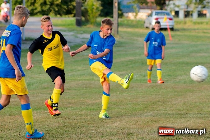 Zdjęcie w galerii na portalu naszraciborz.pl: Sparing: Drogowiec Jedlińsk zwyciężył młodzież Tworkowa wiadomości z regionu