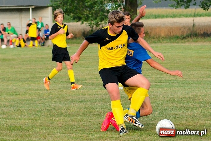 Zdjęcie w galerii na portalu naszraciborz.pl: Sparing: Drogowiec Jedlińsk zwyciężył młodzież Tworkowa wiadomości z regionu