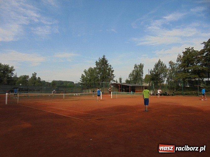 Zdjęcie w galerii na portalu naszraciborz.pl: Tenisiści TKKF Rafako wrócili z drugiego obozu wiadomości z regionu