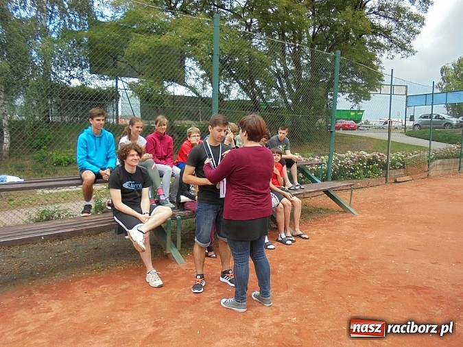 Zdjęcie w galerii na portalu naszraciborz.pl: Tenisiści TKKF Rafako wrócili z drugiego obozu wiadomości z regionu