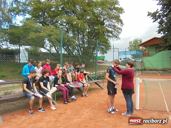 Zdjęcie w galerii na portalu naszraciborz.pl: Tenisiści TKKF Rafako wrócili z drugiego obozu wiadomości z regionu
