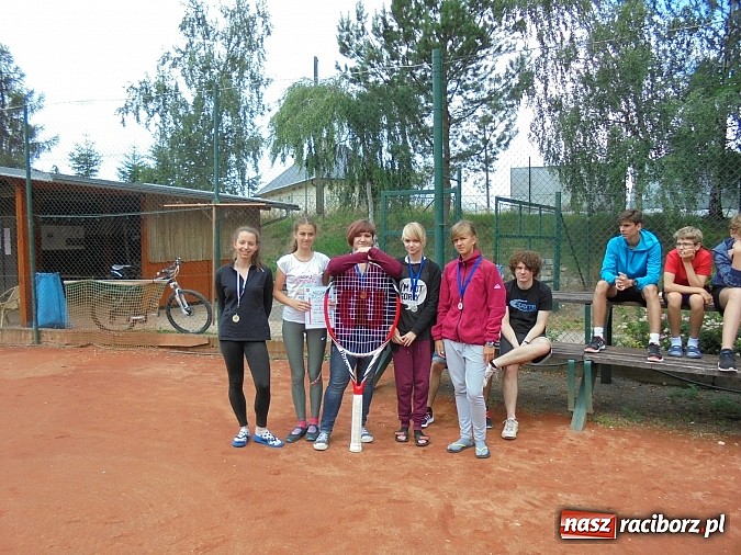 Zdjęcie w galerii na portalu naszraciborz.pl: Tenisiści TKKF Rafako wrócili z drugiego obozu wiadomości z regionu