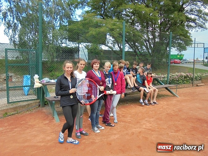 Zdjęcie w galerii na portalu naszraciborz.pl: Tenisiści TKKF Rafako wrócili z drugiego obozu wiadomości z regionu