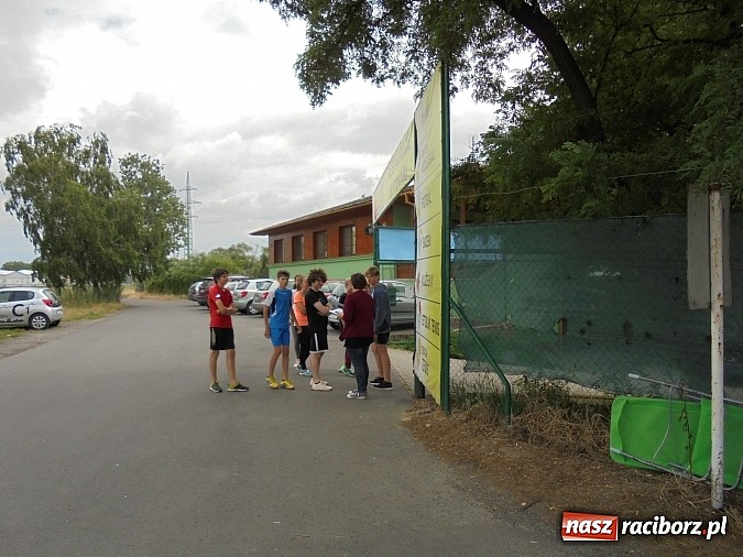 Zdjęcie w galerii na portalu naszraciborz.pl: Tenisiści TKKF Rafako wrócili z drugiego obozu wiadomości z regionu