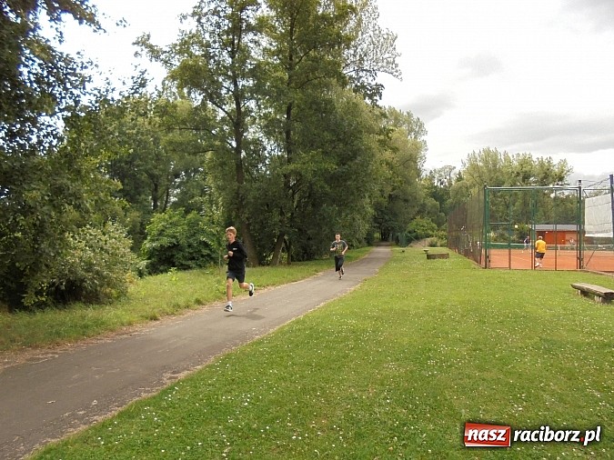 Zdjęcie w galerii na portalu naszraciborz.pl: Tenisiści TKKF Rafako wrócili z drugiego obozu wiadomości z regionu