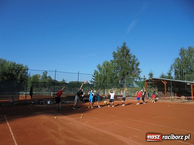 Zdjęcie w galerii na portalu naszraciborz.pl: Tenisiści TKKF Rafako wrócili z drugiego obozu wiadomości z regionu