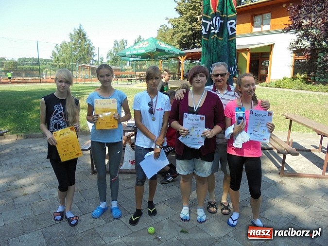 Zdjęcie w galerii na portalu naszraciborz.pl: Tenisiści TKKF Rafako wrócili z drugiego obozu wiadomości z regionu