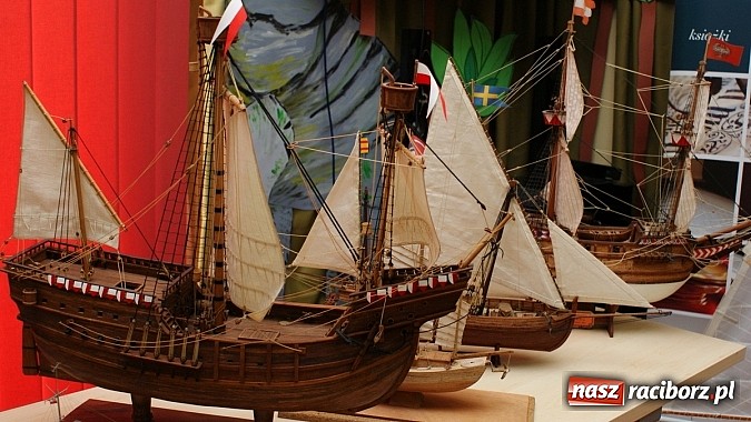 Zdjęcie w galerii na portalu naszraciborz.pl: W czasach wielkich odkryć geograficznych - Lato z Biblioteką  wiadomości z regionu