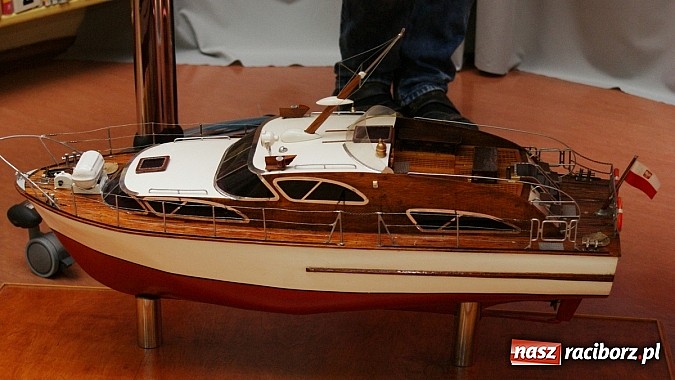 Zdjęcie w galerii na portalu naszraciborz.pl: W czasach wielkich odkryć geograficznych - Lato z Biblioteką  wiadomości z regionu