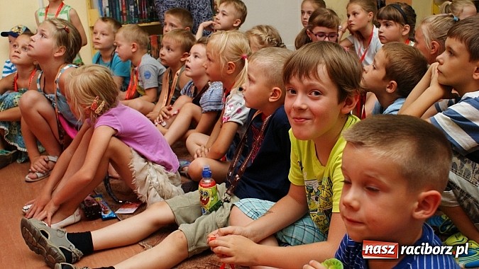 Zdjęcie w galerii na portalu naszraciborz.pl: W czasach wielkich odkryć geograficznych - Lato z Biblioteką  wiadomości z regionu
