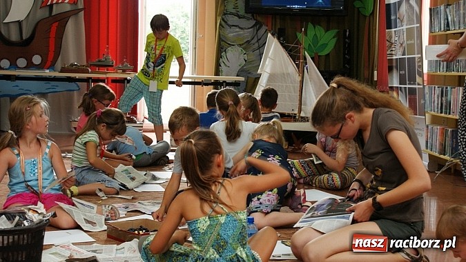 Zdjęcie w galerii na portalu naszraciborz.pl: W czasach wielkich odkryć geograficznych - Lato z Biblioteką  wiadomości z regionu