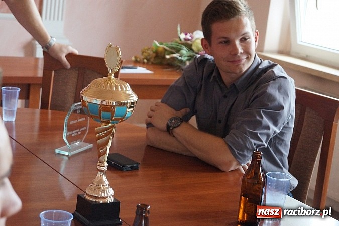 Zdjęcie w galerii na portalu naszraciborz.pl: Nędza. Piłka nożna trzyma młodych z daleka od dopalaczy wiadomości z regionu