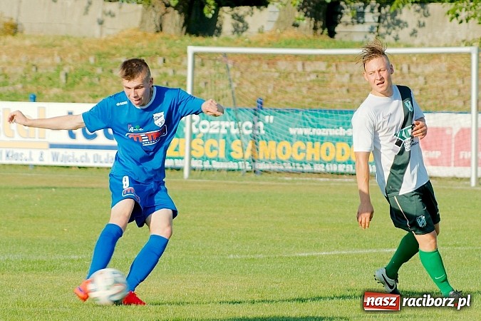Zdjęcie w galerii na portalu naszraciborz.pl: Sparing: Concordia Knurów niegroźna dla raciborskiej Unii wiadomości z regionu