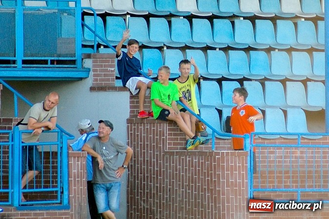 Zdjęcie w galerii na portalu naszraciborz.pl: Sparing: Concordia Knurów niegroźna dla raciborskiej Unii wiadomości z regionu