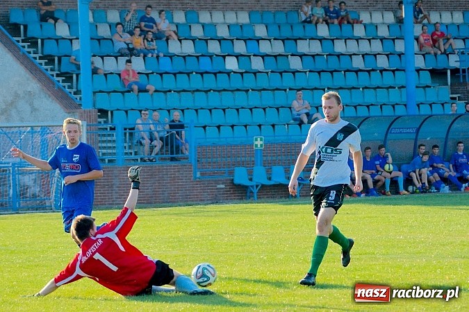 Zdjęcie w galerii na portalu naszraciborz.pl: Sparing: Concordia Knurów niegroźna dla raciborskiej Unii wiadomości z regionu