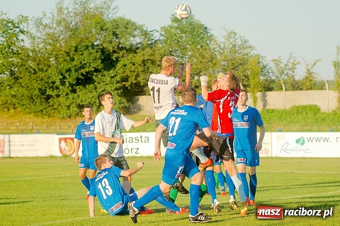 Zdjęcie w galerii na portalu naszraciborz.pl: Sparing: Concordia Knurów niegroźna dla raciborskiej Unii wiadomości z regionu