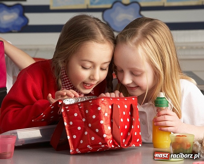 Zdjęcie w galerii na portalu naszraciborz.pl: Stop śmieciowemu jedzeniu w szkołach  wiadomości z regionu