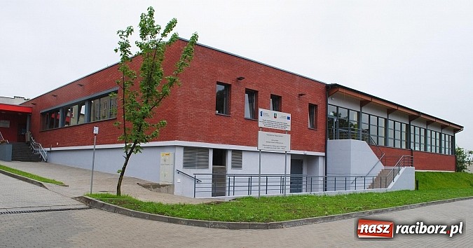 Zdjęcie w galerii na portalu naszraciborz.pl: Wymyśl nazwę i logo krytej pływalni w Kietrzu – wygraj 700 zł!  wiadomości z regionu