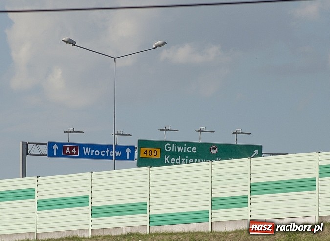 Zdjęcie w galerii na portalu naszraciborz.pl: Panie, którędy do Raciborza? Radni o znakach i brakach, czyli z autostrady do Raciborza nie dojedziesz wiadomości z regionu