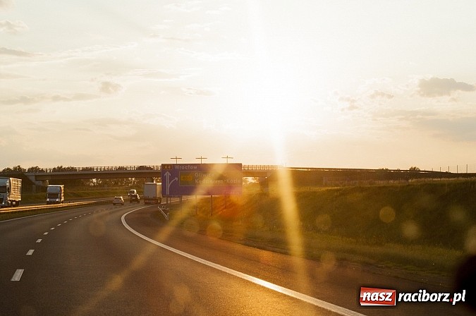 Zdjęcie w galerii na portalu naszraciborz.pl: Panie, którędy do Raciborza? Radni o znakach i brakach, czyli z autostrady do Raciborza nie dojedziesz wiadomości z regionu
