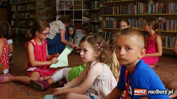 Zdjęcie w galerii na portalu naszraciborz.pl: Pirackie podchody w raciborskiej bibliotece wiadomości z regionu