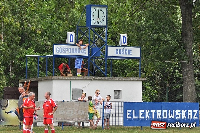 Zdjęcie w galerii na portalu naszraciborz.pl: W Krzanowicach świętują 110-lecie powstania klubu sportowego wiadomości z regionu