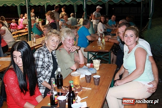 Zdjęcie w galerii na portalu naszraciborz.pl: Pierwszy dzień festynu 95-lecia LKS Wojnowice za nami wiadomości z regionu