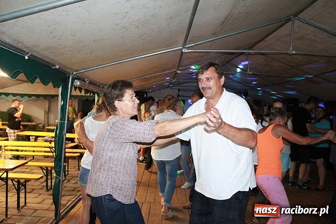 Zdjęcie w galerii na portalu naszraciborz.pl: Pierwszy dzień festynu 95-lecia LKS Wojnowice za nami wiadomości z regionu