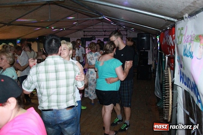 Zdjęcie w galerii na portalu naszraciborz.pl: Pierwszy dzień festynu 95-lecia LKS Wojnowice za nami wiadomości z regionu