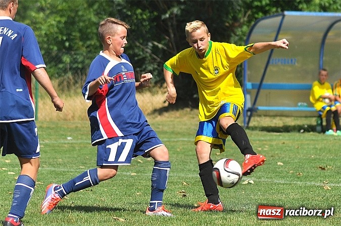 Zdjęcie w galerii na portalu naszraciborz.pl: 110-lecie KS Krzanowice. Unia Racibórz niepokonana w turnieju trampkarzy wiadomości z regionu