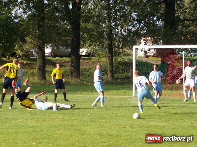 Zdjęcie w galerii na portalu naszraciborz.pl: Nareszcie punkt dla Tworkowa wiadomości z regionu