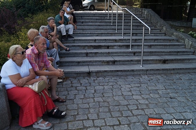 Zdjęcie w galerii na portalu naszraciborz.pl: Piosenki Grechuty i German zabrzmiały w Parku Roth  wiadomości z regionu