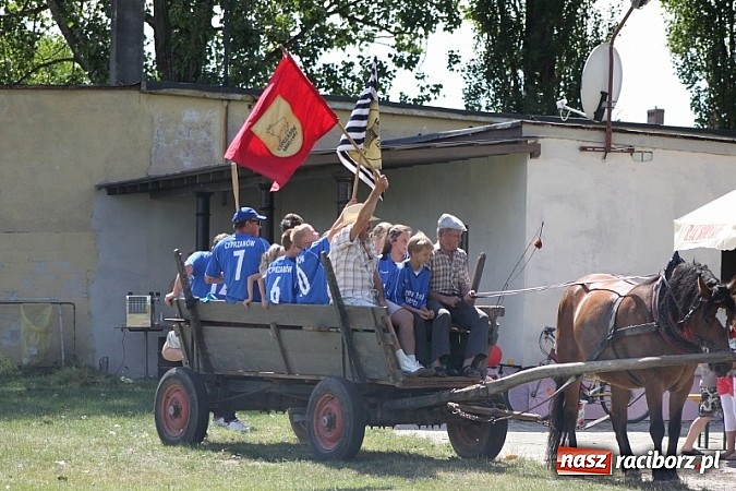 Zdjęcie w galerii na portalu naszraciborz.pl: Pełne emocji popołudnie i wiecz&oacute;r, czyli festyn LKS Wojnowice wiadomości z regionu