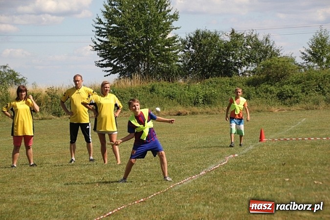 Zdjęcie w galerii na portalu naszraciborz.pl: Pełne emocji popołudnie i wiecz&oacute;r, czyli festyn LKS Wojnowice wiadomości z regionu