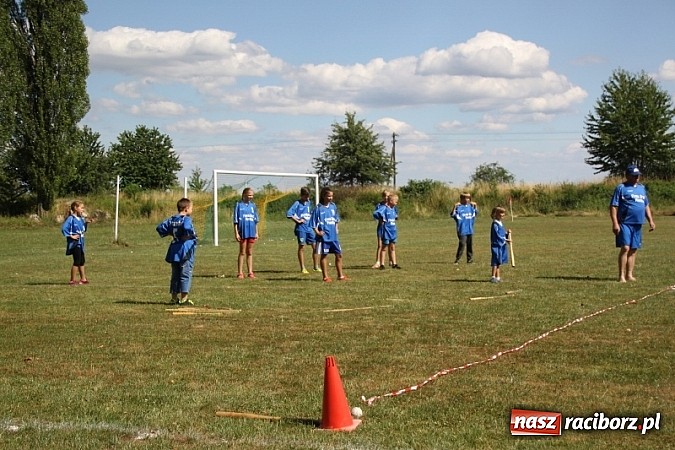 Zdjęcie w galerii na portalu naszraciborz.pl: Pełne emocji popołudnie i wiecz&oacute;r, czyli festyn LKS Wojnowice wiadomości z regionu