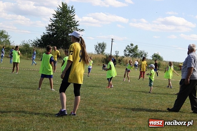 Zdjęcie w galerii na portalu naszraciborz.pl: Pełne emocji popołudnie i wiecz&oacute;r, czyli festyn LKS Wojnowice wiadomości z regionu