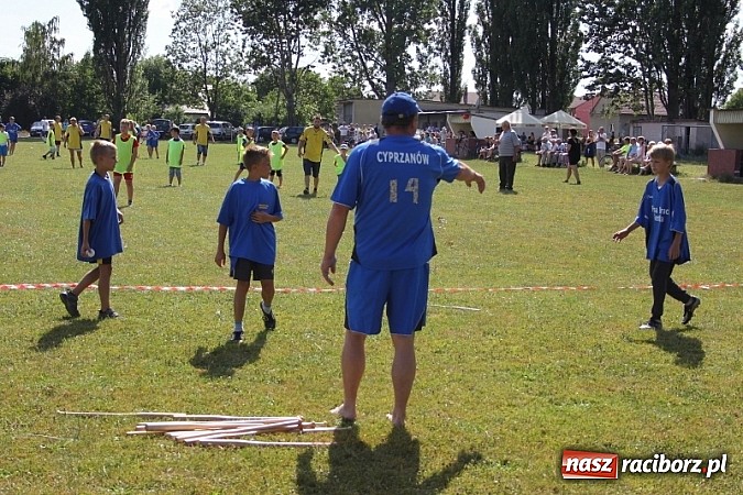 Zdjęcie w galerii na portalu naszraciborz.pl: Pełne emocji popołudnie i wiecz&oacute;r, czyli festyn LKS Wojnowice wiadomości z regionu