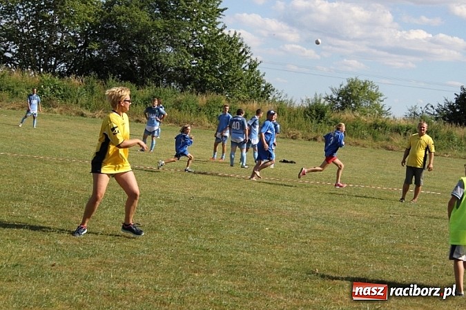 Zdjęcie w galerii na portalu naszraciborz.pl: Pełne emocji popołudnie i wiecz&oacute;r, czyli festyn LKS Wojnowice wiadomości z regionu