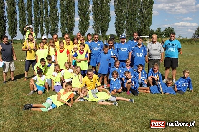 Zdjęcie w galerii na portalu naszraciborz.pl: Pełne emocji popołudnie i wiecz&oacute;r, czyli festyn LKS Wojnowice wiadomości z regionu