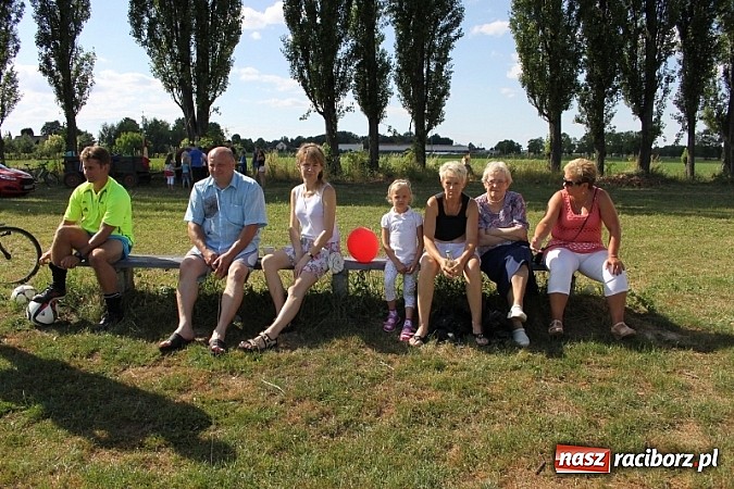 Zdjęcie w galerii na portalu naszraciborz.pl: Pełne emocji popołudnie i wiecz&oacute;r, czyli festyn LKS Wojnowice wiadomości z regionu